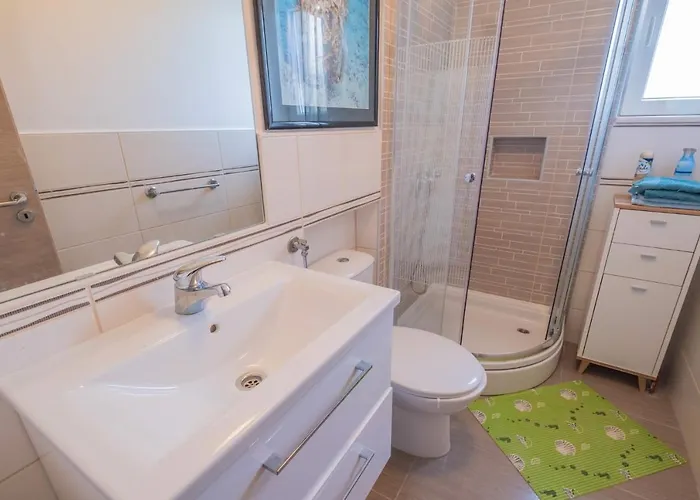 In 42264 * Jadranovo