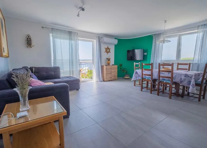 In 42264 * Jadranovo